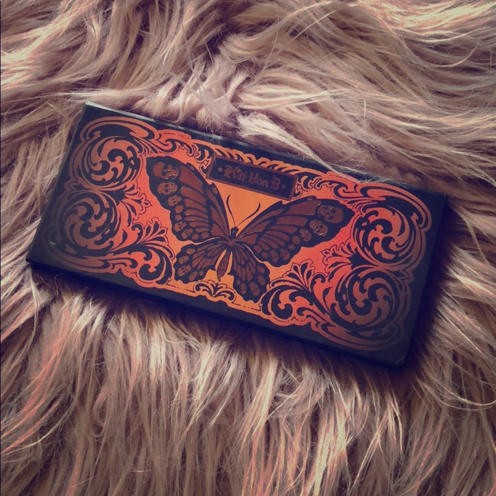 KAT VON D: MONARCH PALETTE